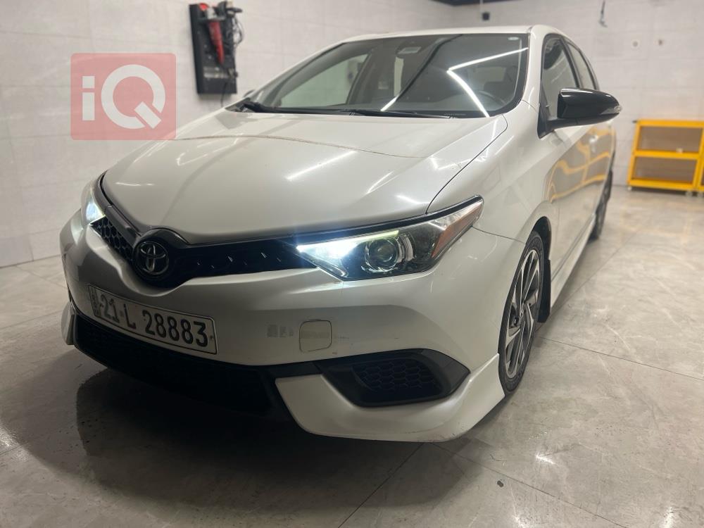 تۆیۆتا کرۆلا iM